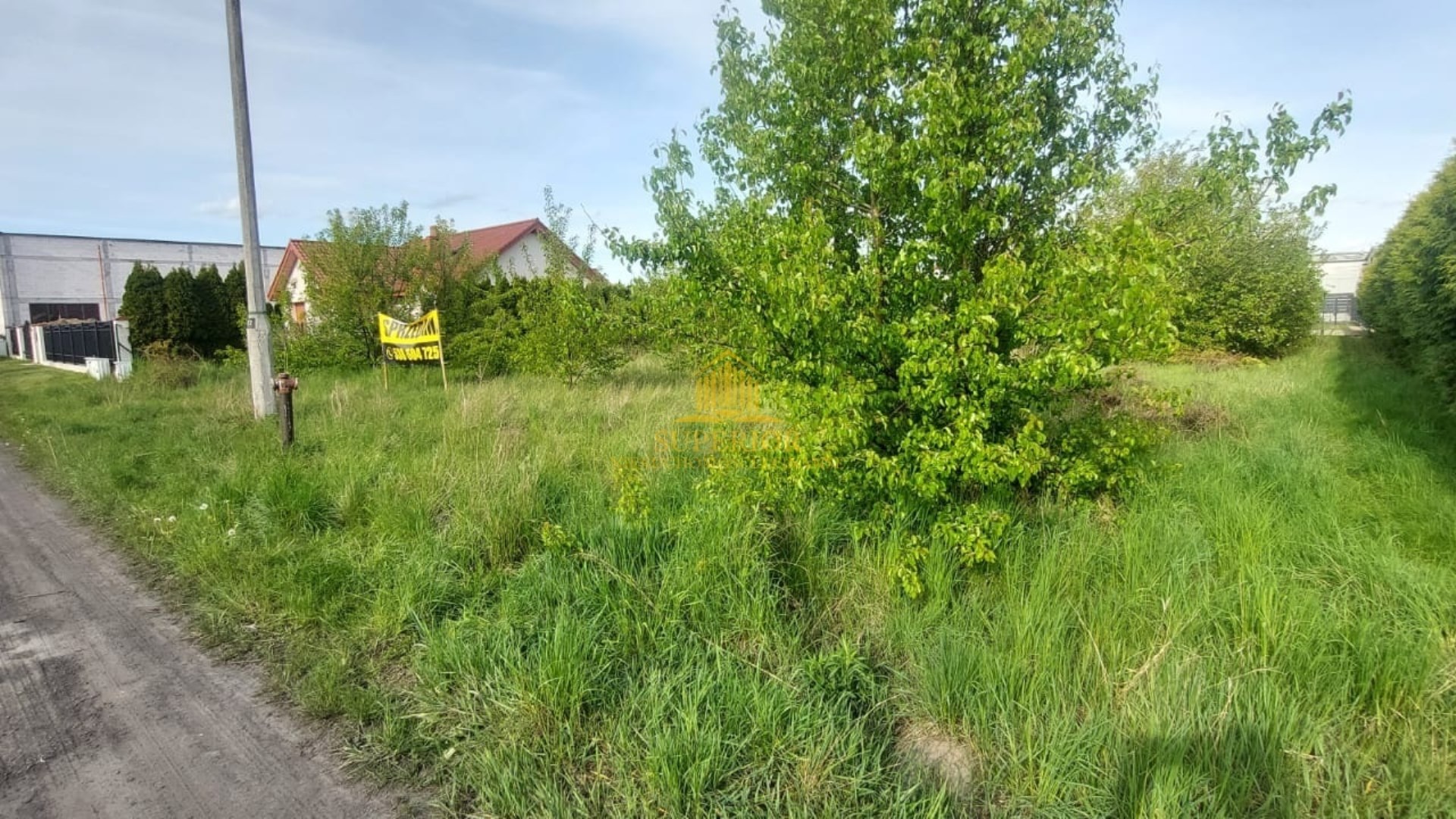 Działka na sprzedaż